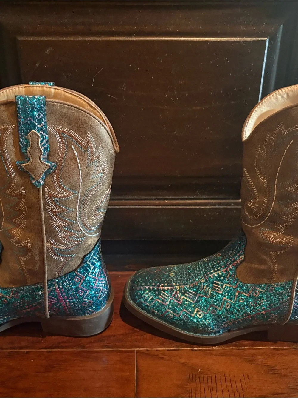 Western-Style Little Kid’s  Boots in Teal Multicolor Embellishment